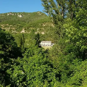  Hotel Restaurant Des Gorges Au Viaduc France